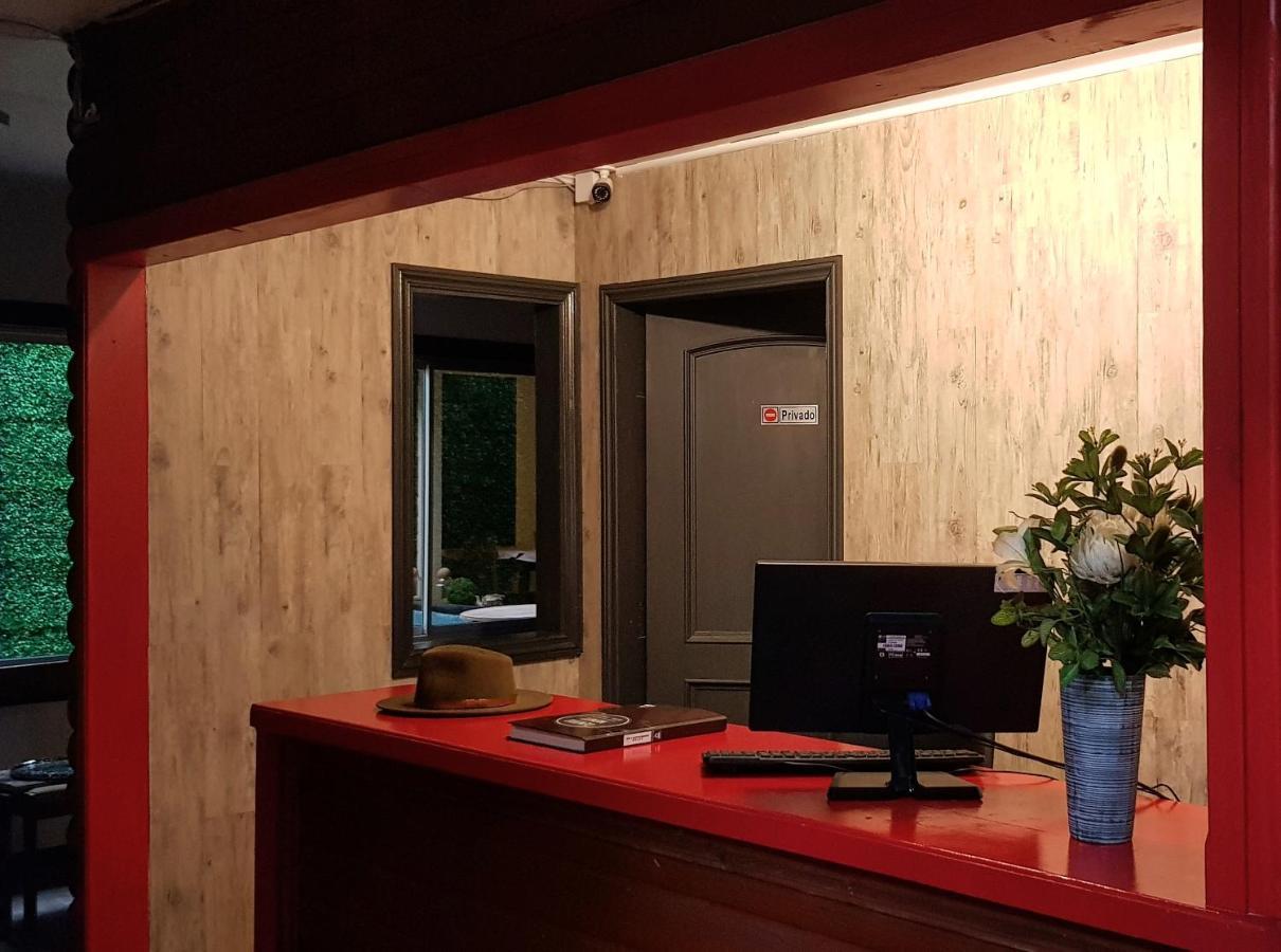 Hostal Centro Montt 테무코 외부 사진